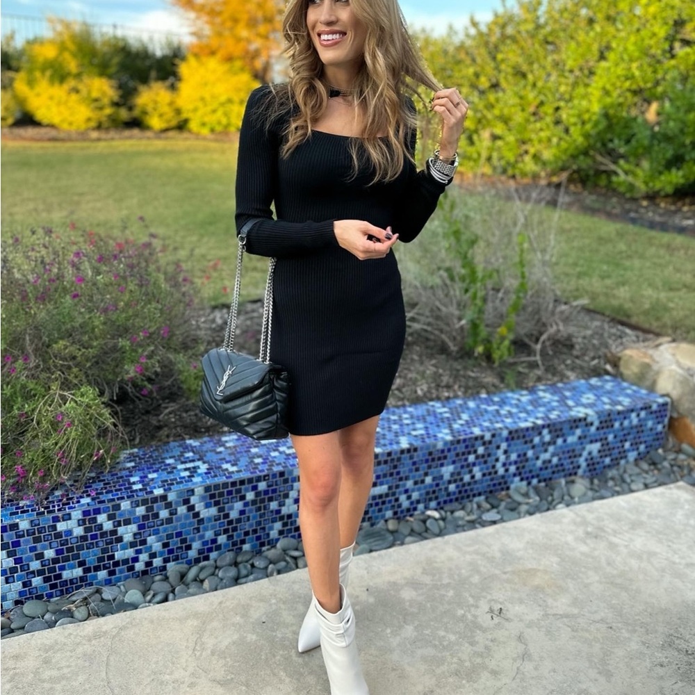 Elegant Black Long-Sleeve Dress